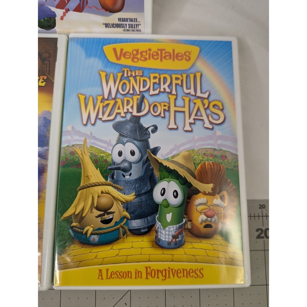 Veggie Tales DVD‎ Lot Toy Saved Christmas Minnesota Cuke Wizard of Ha's - Picture 4 of 7